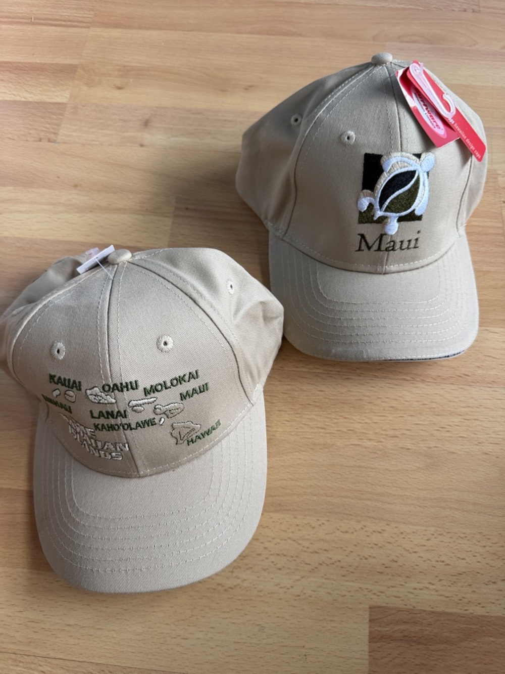 NWOT Hawaiian Island hat bundle